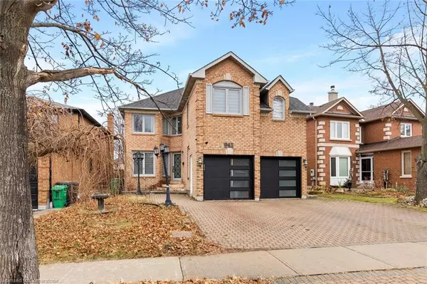 943 Ceremonial Drive, Mississauga, ON L5R 3A9