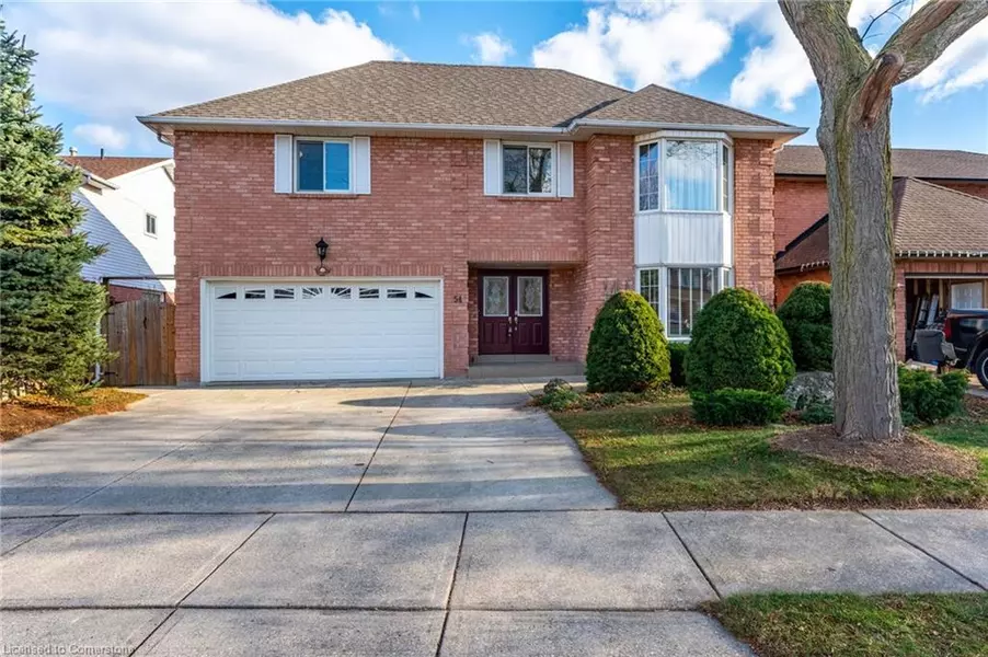 54 Goldcrest Drive, Stoney Creek, ON L8G 4T6