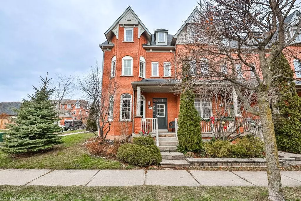 Oakville, ON L6H 6M9,199 Roxton Road