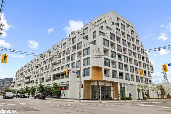 Toronto, ON M5R 0C3,280 Howland Avenue #302