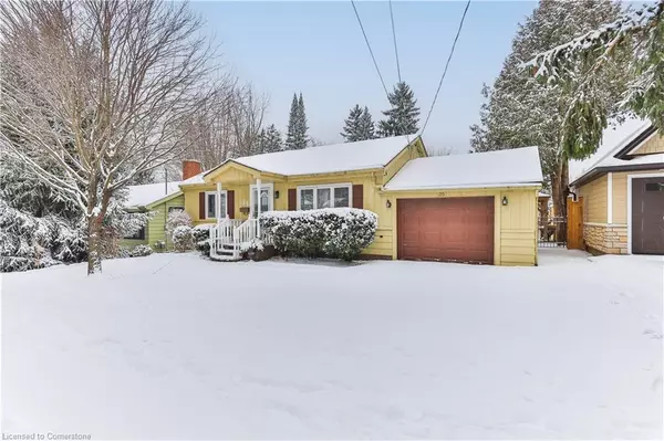 35 Academy Street, Ancaster, ON L9G 2X8