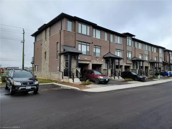 120 Court Drive #39, Paris, ON N3L 4G7