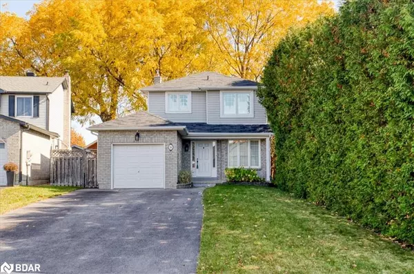 56 Knicely Road, Barrie, ON L4N 6V3