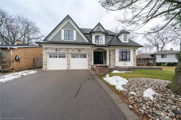 417 Scarsdale Crescent, Oakville, ON L6L 3W6