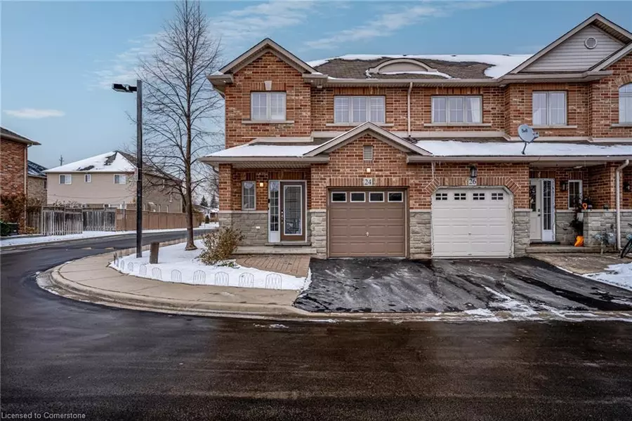 24 Marina Point Crescent, Hamilton, ON L8E 0E4