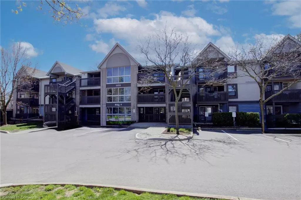 Burlington, ON L7M 4C3,2030 Cleaver Avenue #213