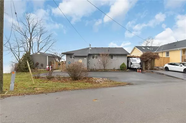 Port Dover, ON N0A 1N2,2023 Maple Boulevard