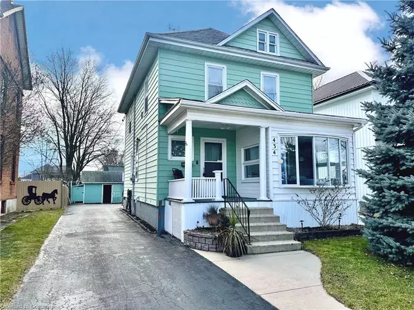 Dunnville, ON N1A 1E5,434 Alder Street E