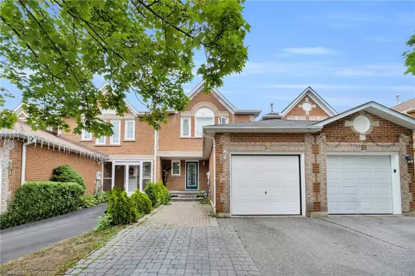 16 Mullis Crescent, Brampton, ON L6Y 4T3