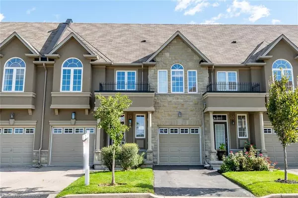 370 Stonehenge Drive #19, Ancaster, ON L9K 0H9