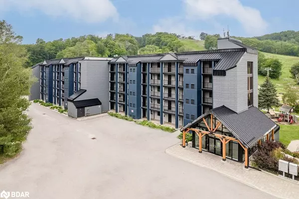 80 Horseshoe Boulevard #307, Oro-medonte, ON L4M 4Y8