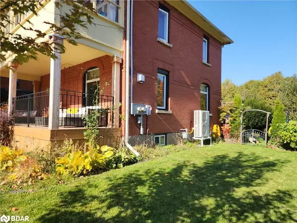 Creemore, ON L0M 1G0,12 Elizabeth Street W