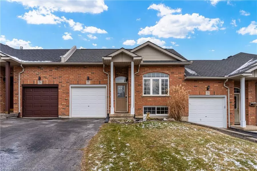 7 Millcroft Drive, Simcoe, ON N3Y 5M9