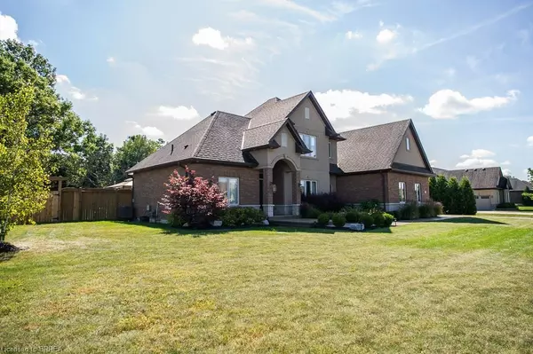 Brantford, ON N3T 0M2,20 Wingrove Woods