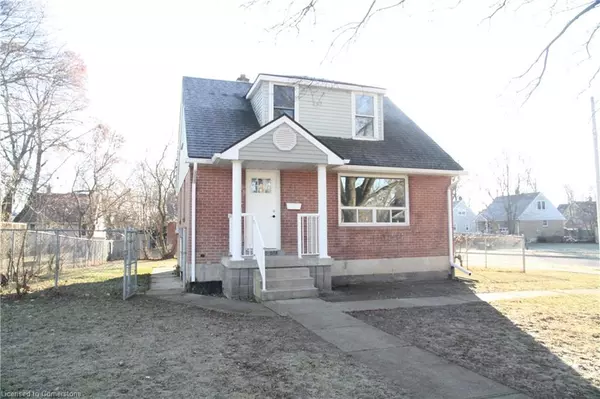 Dunnville, ON N1A 2P1,142 Elizabeth Crescent