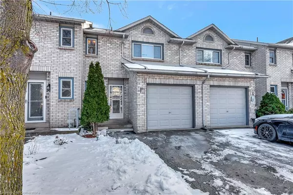 Stoney Creek, ON L8E 4Z1,2 Royalwood Court #39