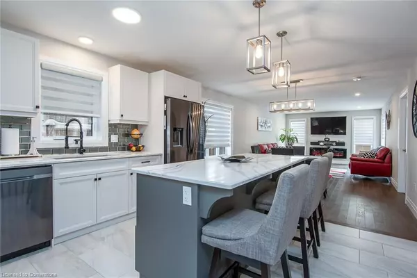 Elora, ON N0B 1S0,35 York Street E