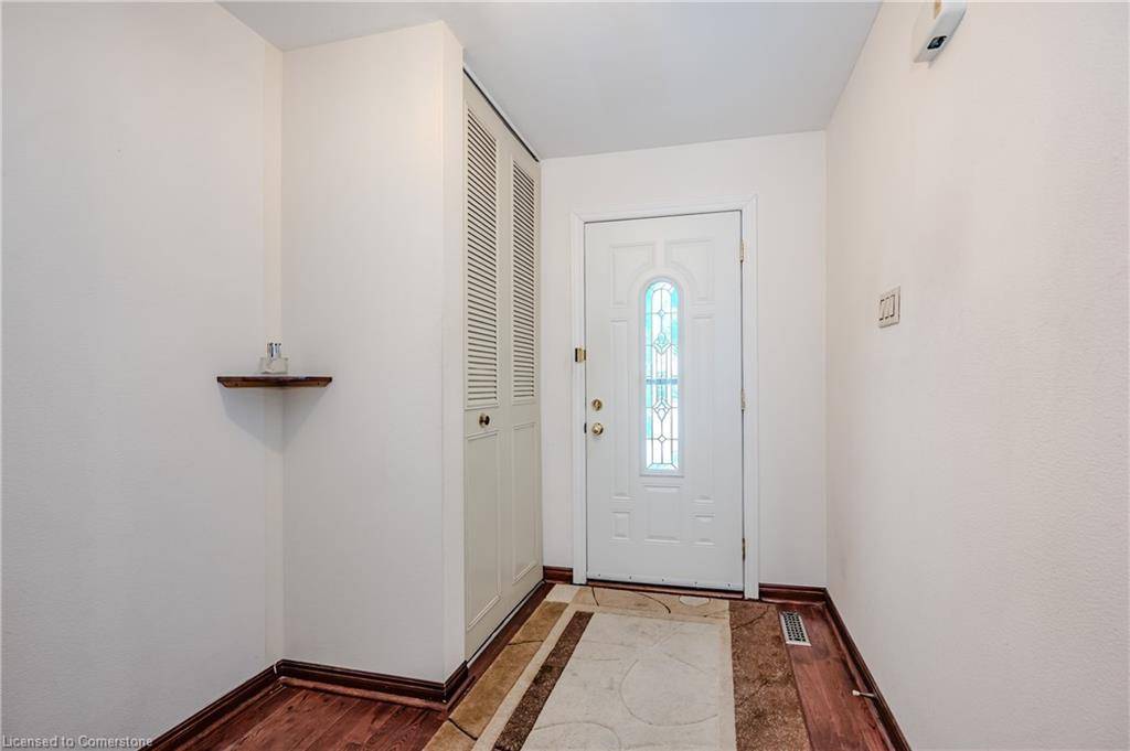 Mississauga, ON L5J 1P7,2526 Selord Court