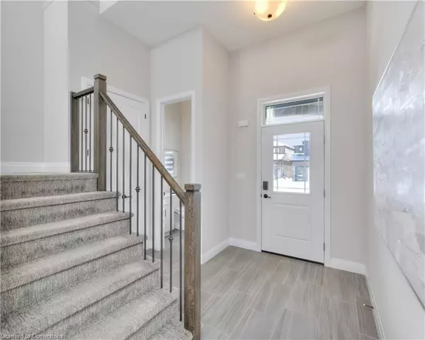 Breslau, ON N0B 1M0,103 Tristan Crescent