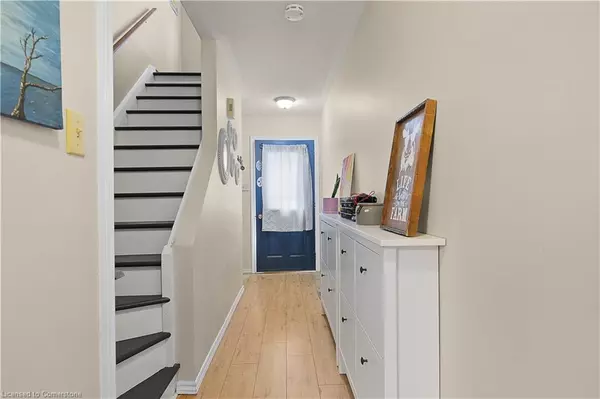 Ingersoll, ON N5C 3X2,17 Garland Court