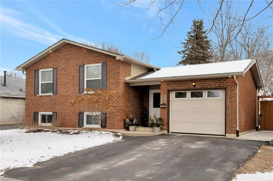 122 Gillin Road, Brantford, ON N3P 1X5