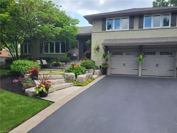 1103 Marley Crescent, Burlington, ON L7T 3S3