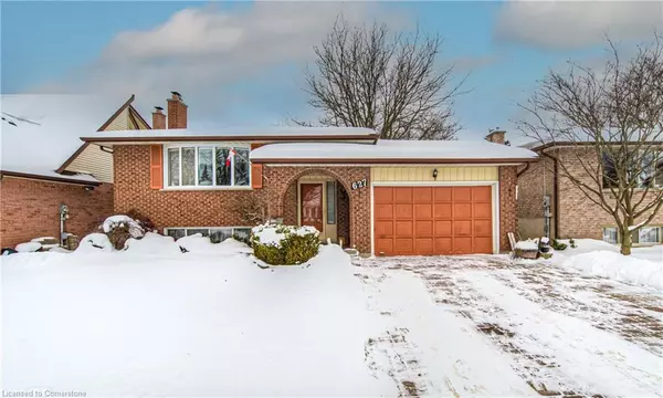 627 Pine Island Crescent, Waterloo, ON N2V 1T3