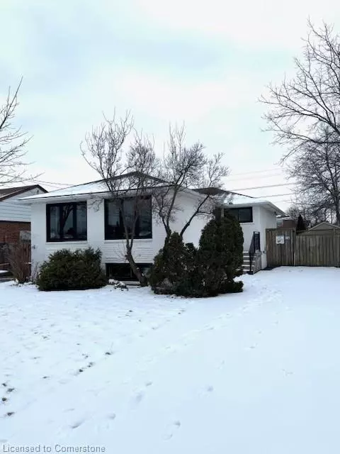 145 Winchester Boulevard, Hamilton, ON L8T 2M9