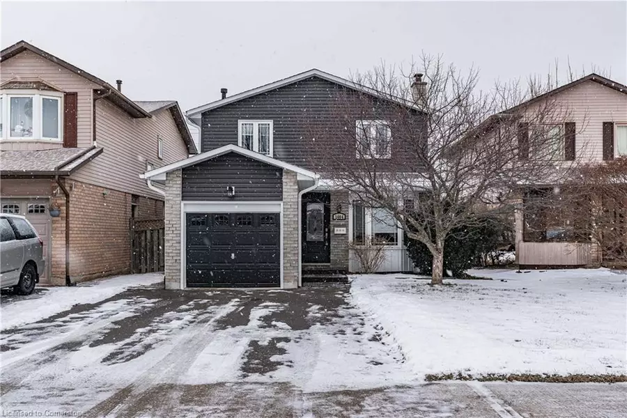 1464 Reynolds Avenue, Burlington, ON L7M 3B9