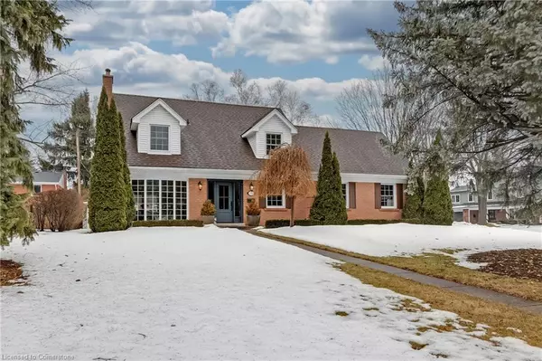 176 Waldoncroft Crescent, Burlington, ON L7L 3A5
