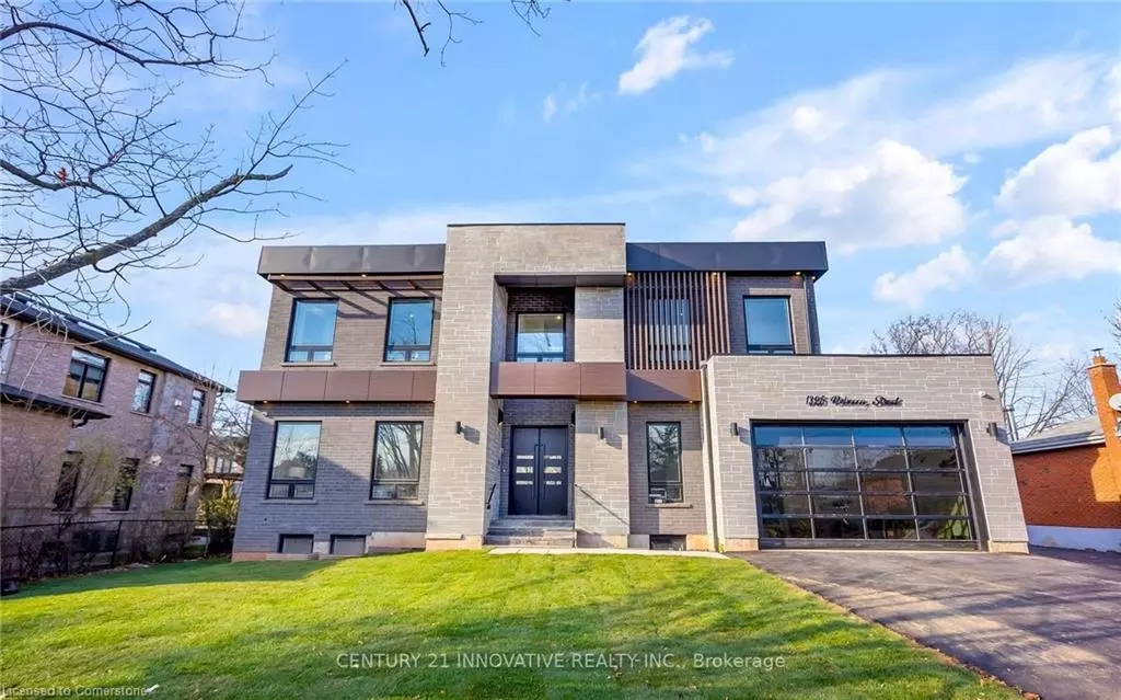 Oakville, ON L6L 1Z3,1325 Rebecca Street