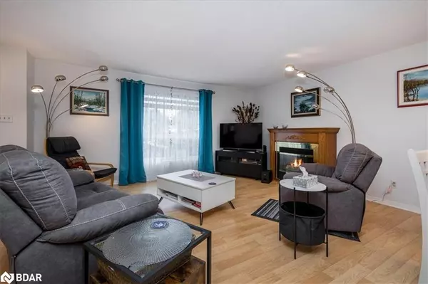 Innisfil, ON L9S 1R8,22 Primrose Lane