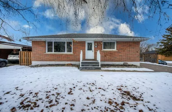 73 Norman Street, Brantford, ON N3R 2Y3