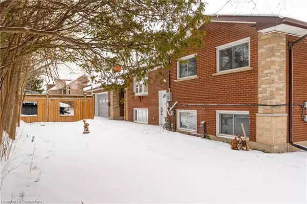 Kitchener, ON N2A 1R7,245 Thaler Avenue #Upper