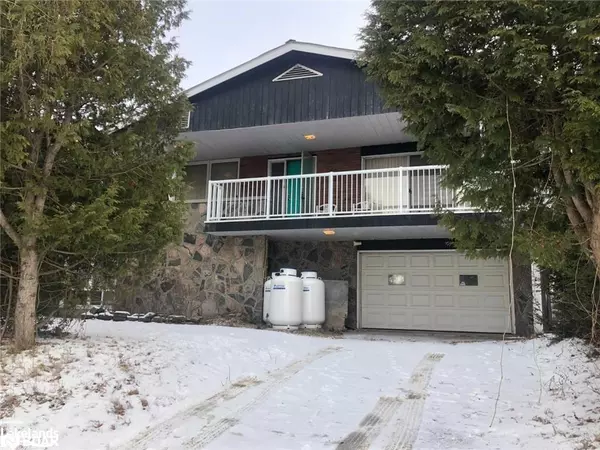 46 York Street, Haliburton, ON K0M 1S0