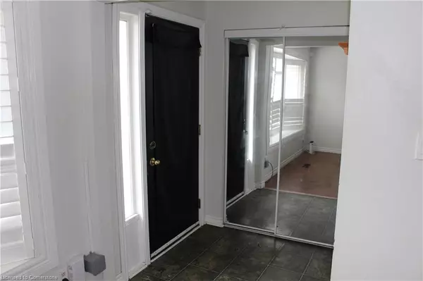 Brantford, ON N3V 1A9,43 Inverness Street