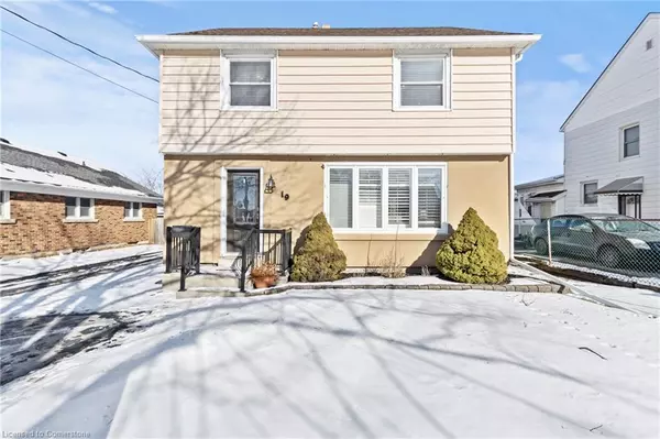 St. Catharines, ON L2P 1B2,19 Cedardale Avenue