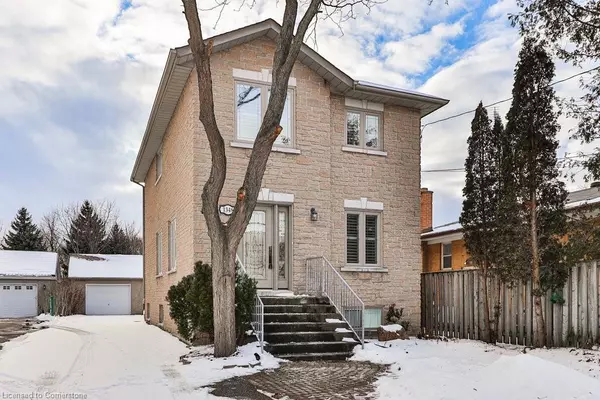 1348 Northmount Avenue, Mississauga, ON L5E 1Y5