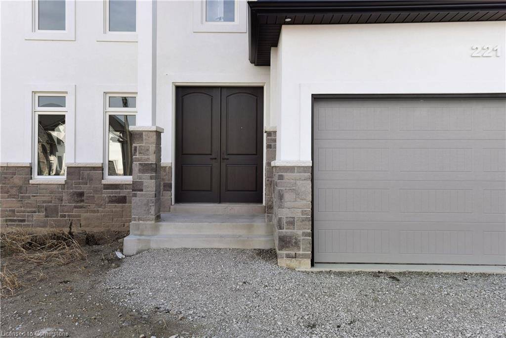 Amherstburg, ON N9V 0G9,221 Cowan Court