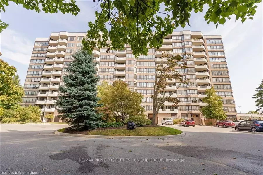 25 Austin Drive #827, Markham, ON L3R 8H4
