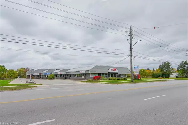 Guelph, ON N1H 1C4,214 Speedvale Avenue W #7