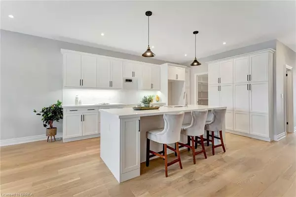 Jarvis, ON N0A 1J0,97 Craddock Boulevard