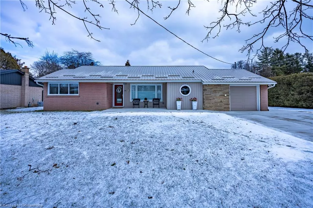 Port Dover, ON N0A 1N6,6 Ryerse Crescent