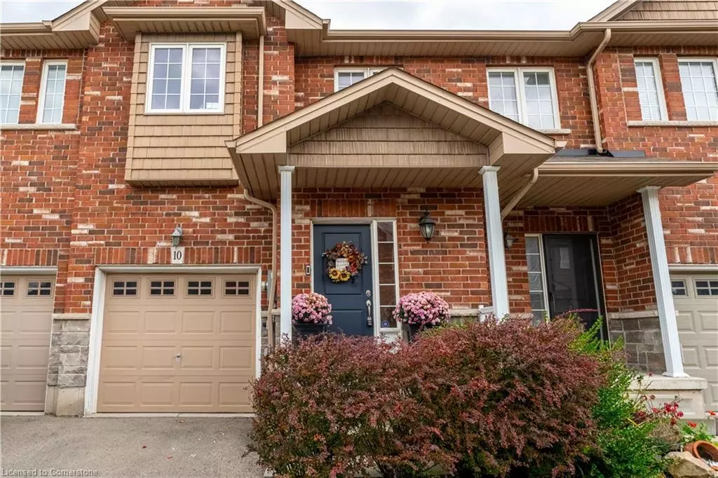 Stoney Creek, ON L8E 5C8,45 Seabreeze Crescent #10