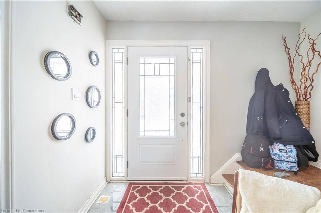 Brampton, ON L6Y 1Z1,131 Mcmurchy Avenue S