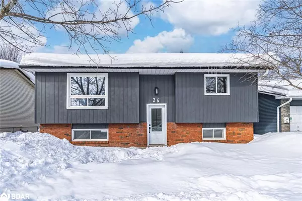 24 Shannon Street, Orillia, ON L3V 7K4