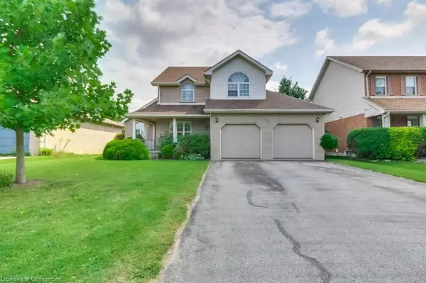 22 Dogwood Drive, Tillsonburg, ON N4G 5S5