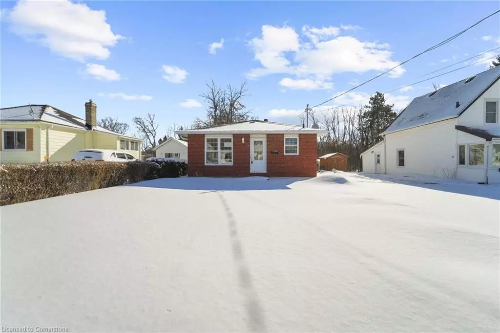 Brockville, ON K6V 1V7,31 Front Avenue E