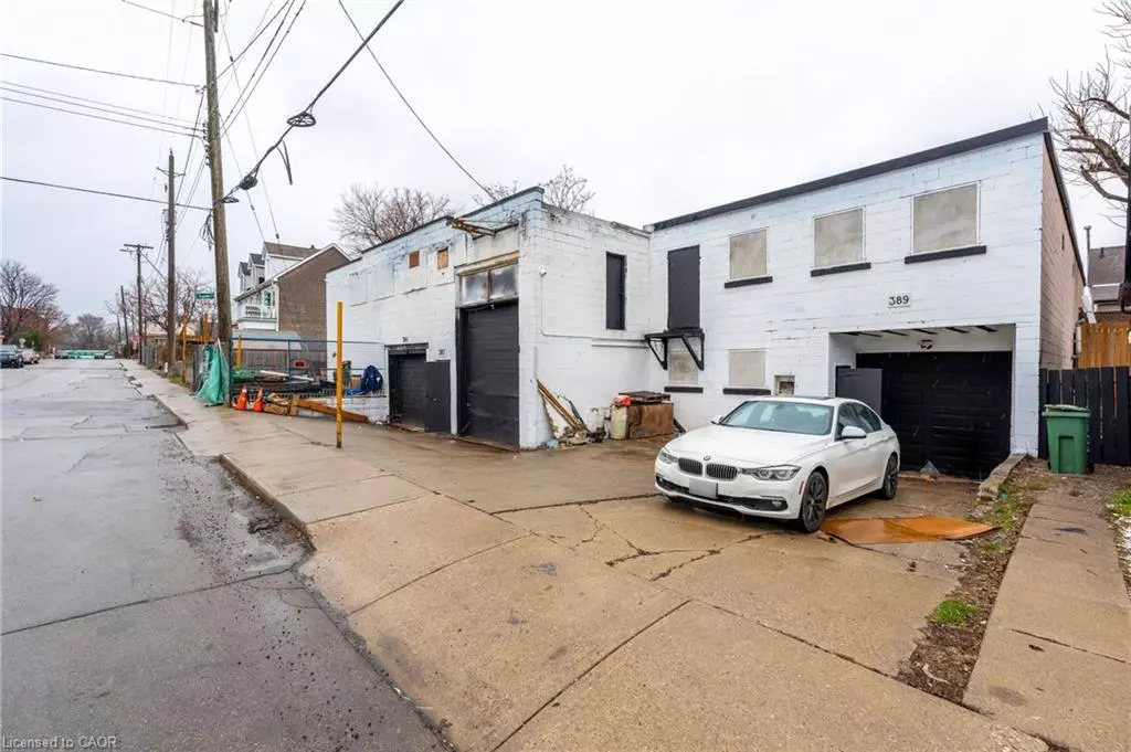 Hamilton, ON L8L 5J8,24 Clark Avenue