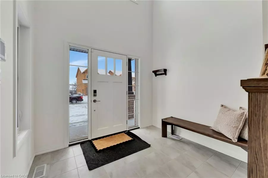 49 Willson Drive, Thorold, ON L2V 0G7